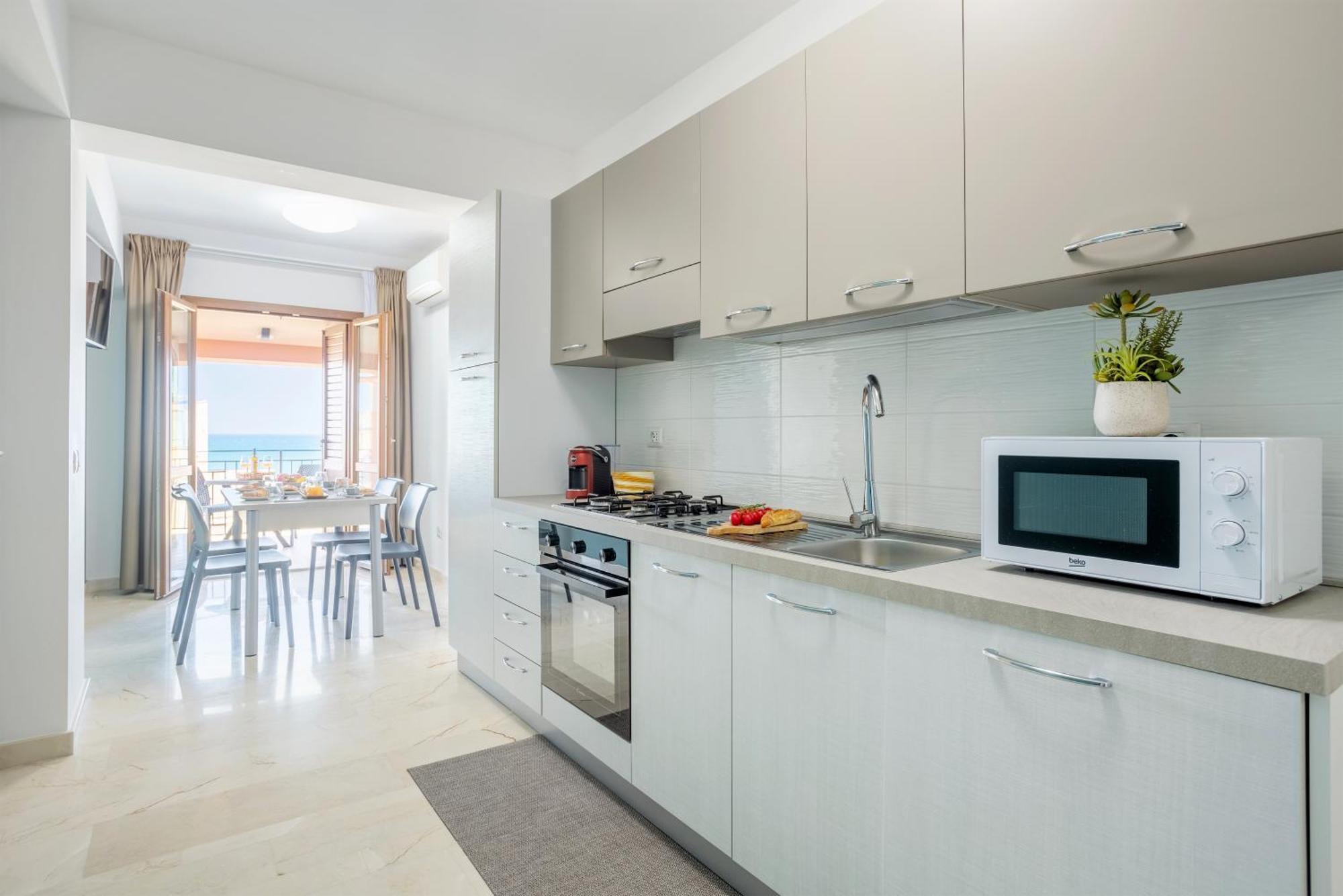 Azzurra Apartments Balestrate Exterior foto